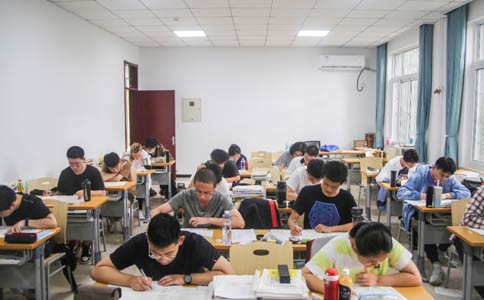 北京高考培训学校全日制